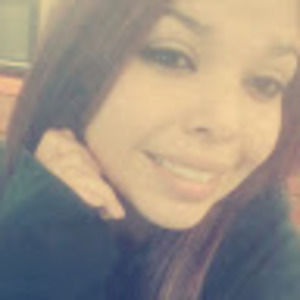 Meet your Posher, Esmeralda